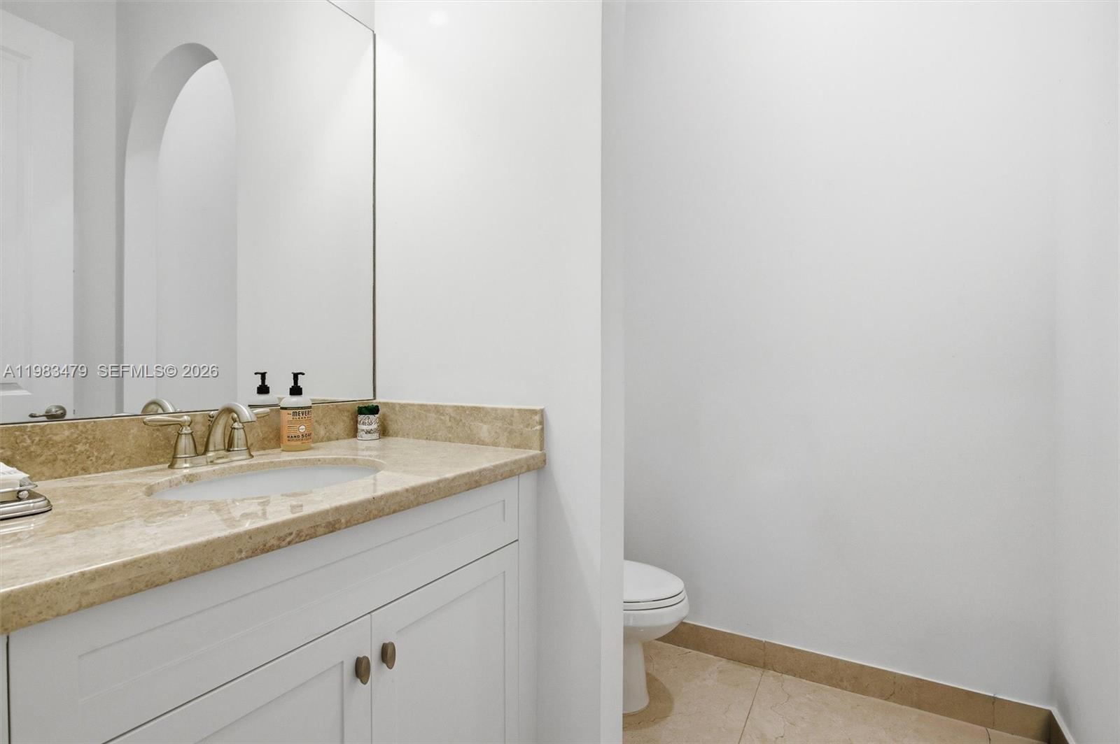 PEMBROKE LAKES SOUTH - Residential