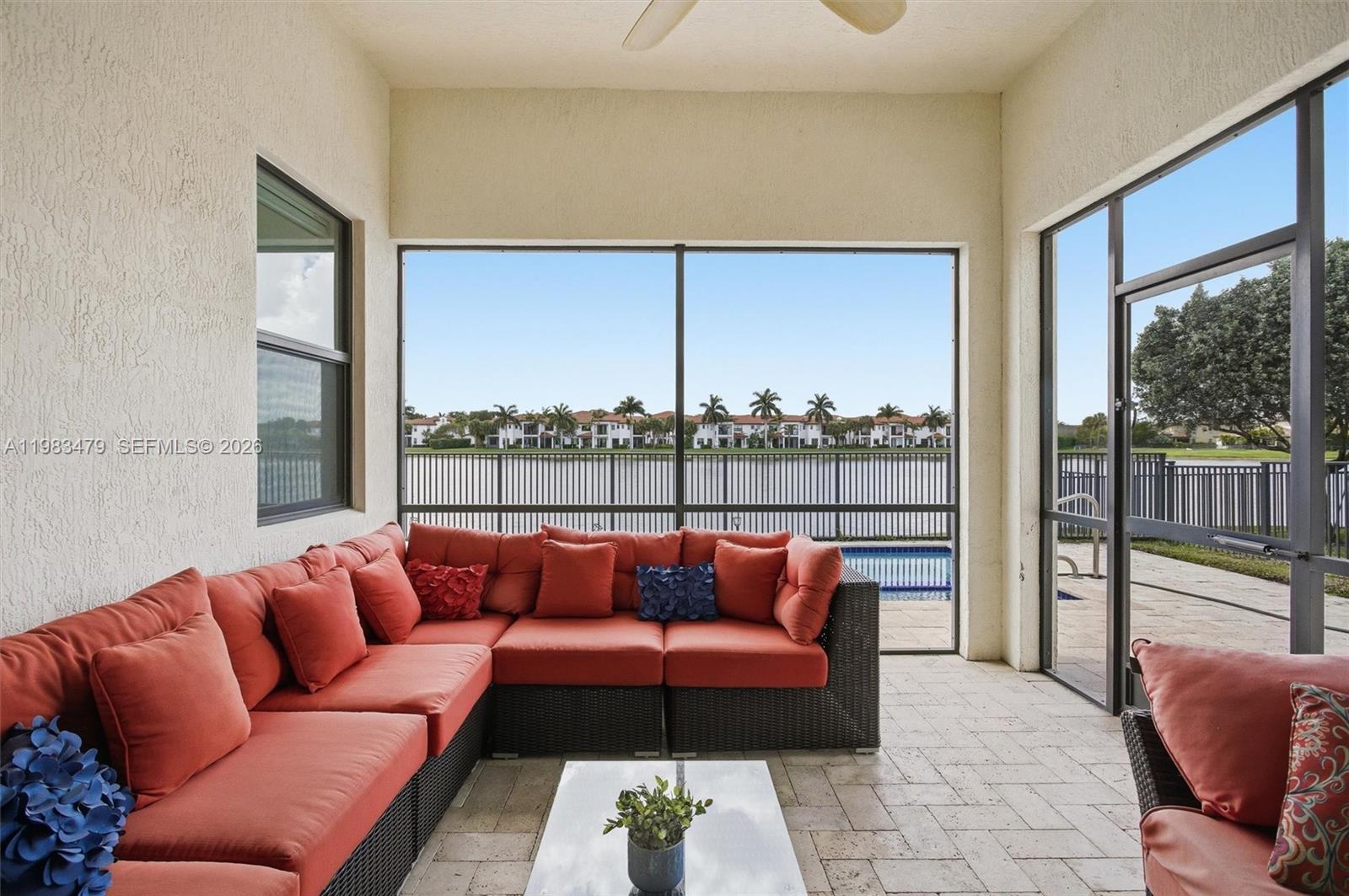 PEMBROKE LAKES SOUTH - Residential