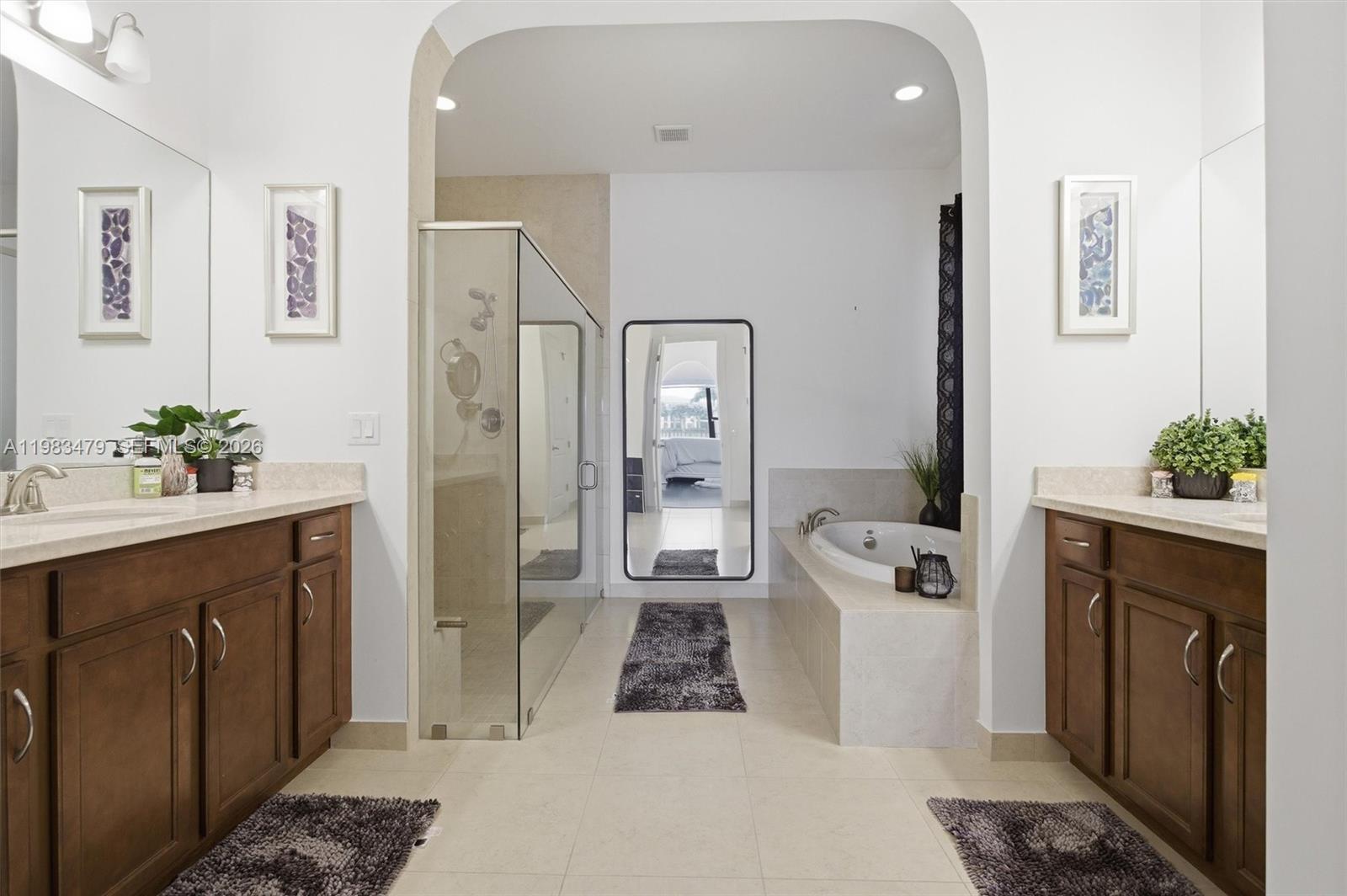 PEMBROKE LAKES SOUTH - Residential