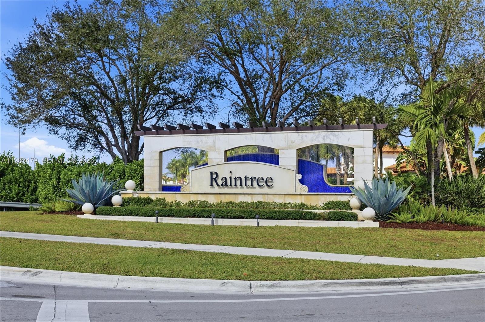 PEMBROKE LAKES SOUTH - Residential