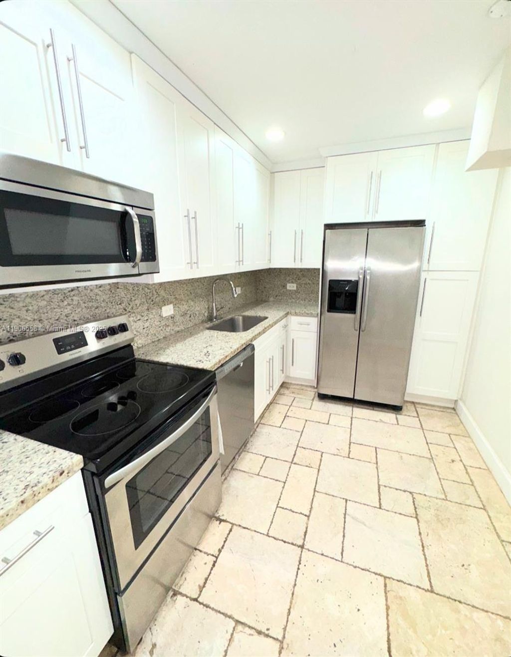 Photo of 20505 E Country Club Dr #135, Aventura, FL 33180 (MLS # A11906558)