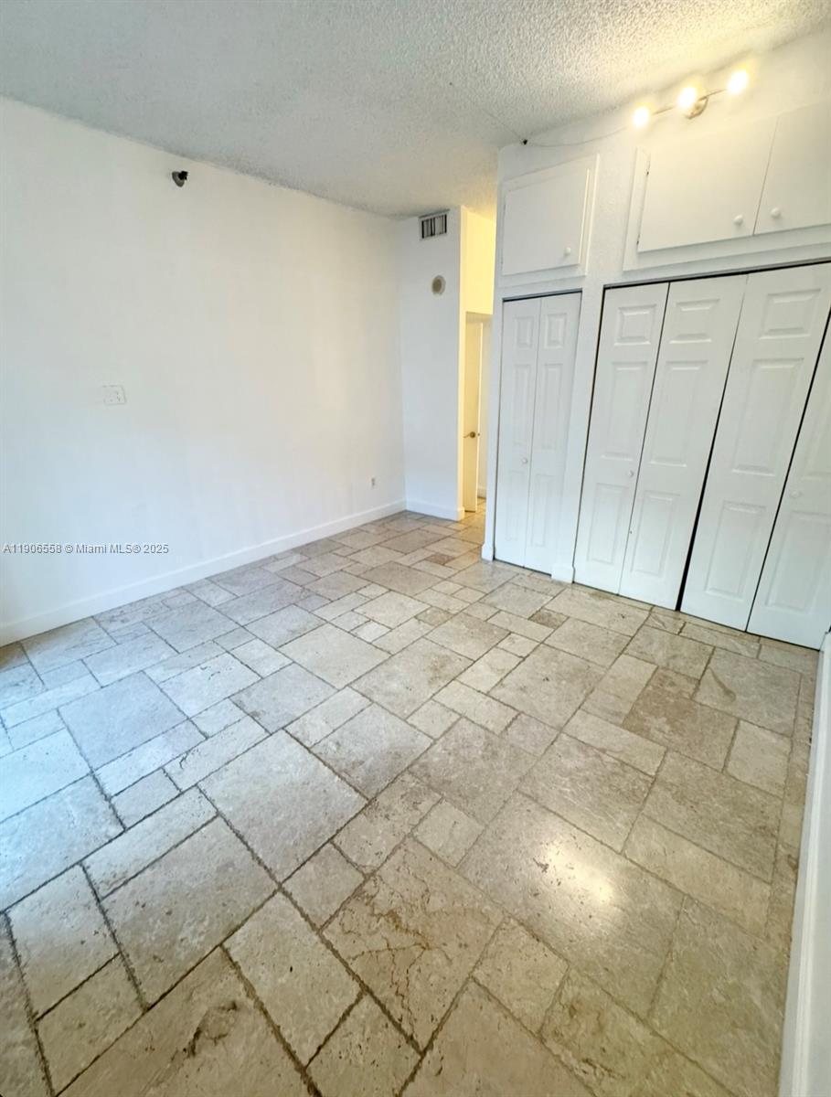 View photos, virtual tours, details... 20505 E Country Club Dr 135