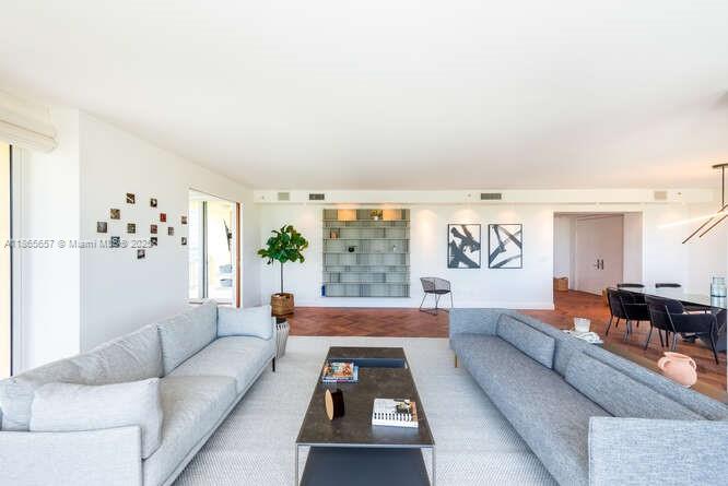 GRAND BAY RESIDENCES COND - Residential Lease