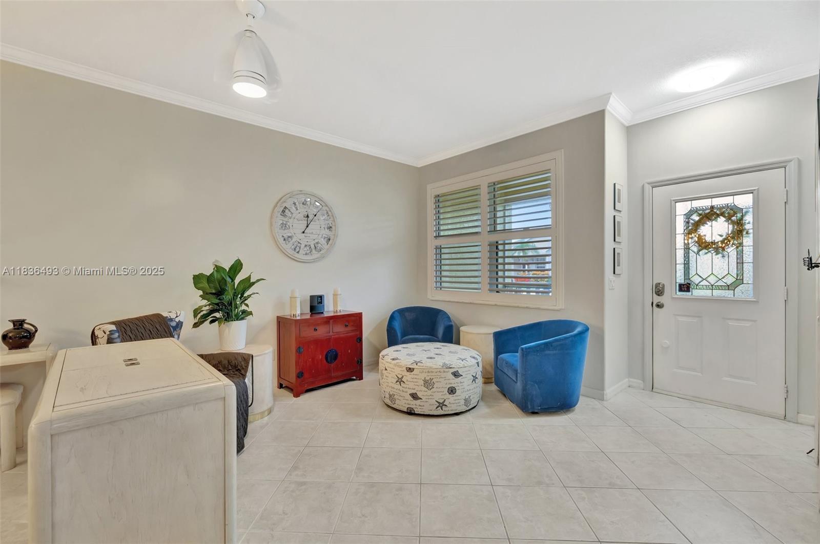 568 NW Cortina Ln, Port St Lucie, FL, 34986/$295,000 3 568 NW Cortina Ln