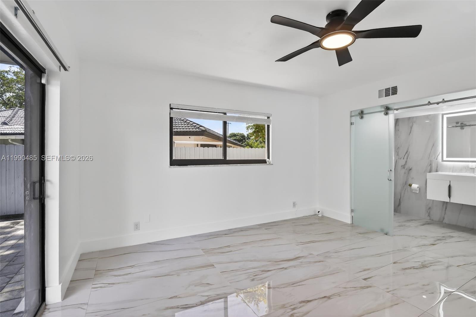 PLANTATION GARDENS 3RD SE - Residential