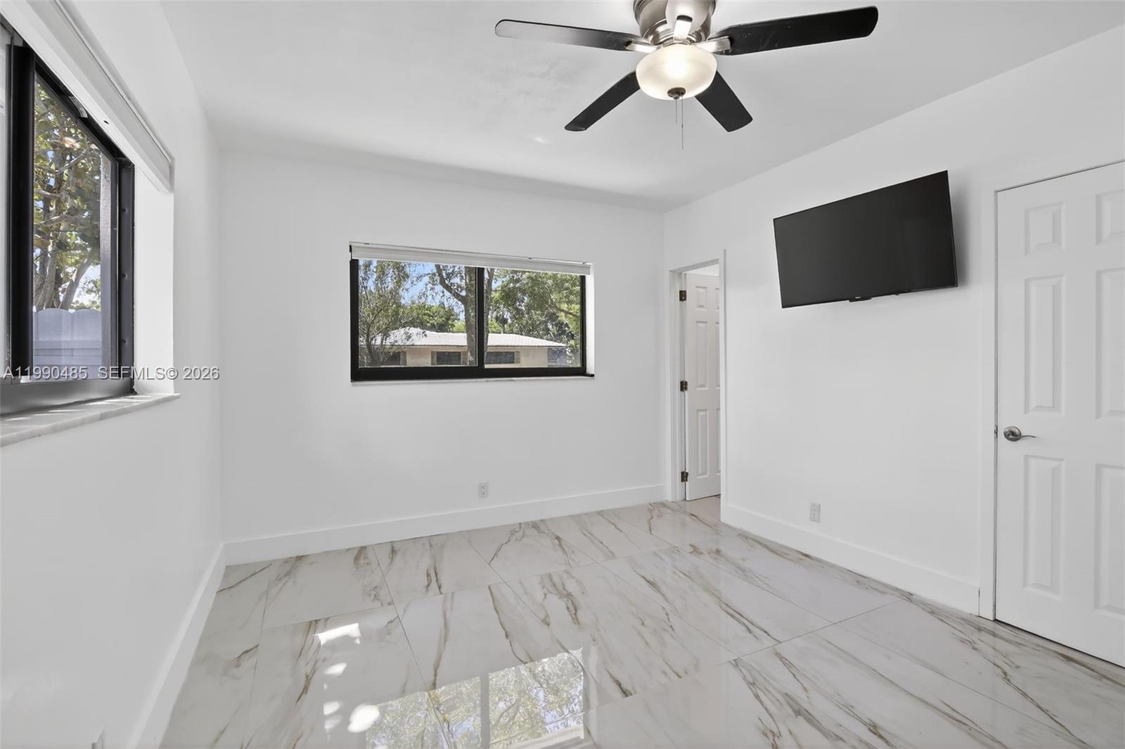 PLANTATION GARDENS 3RD SE - Residential