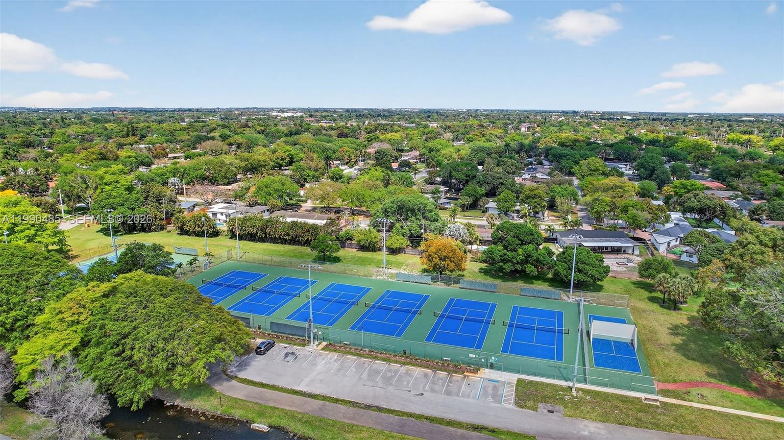 PLANTATION GARDENS 3RD SE - Residential