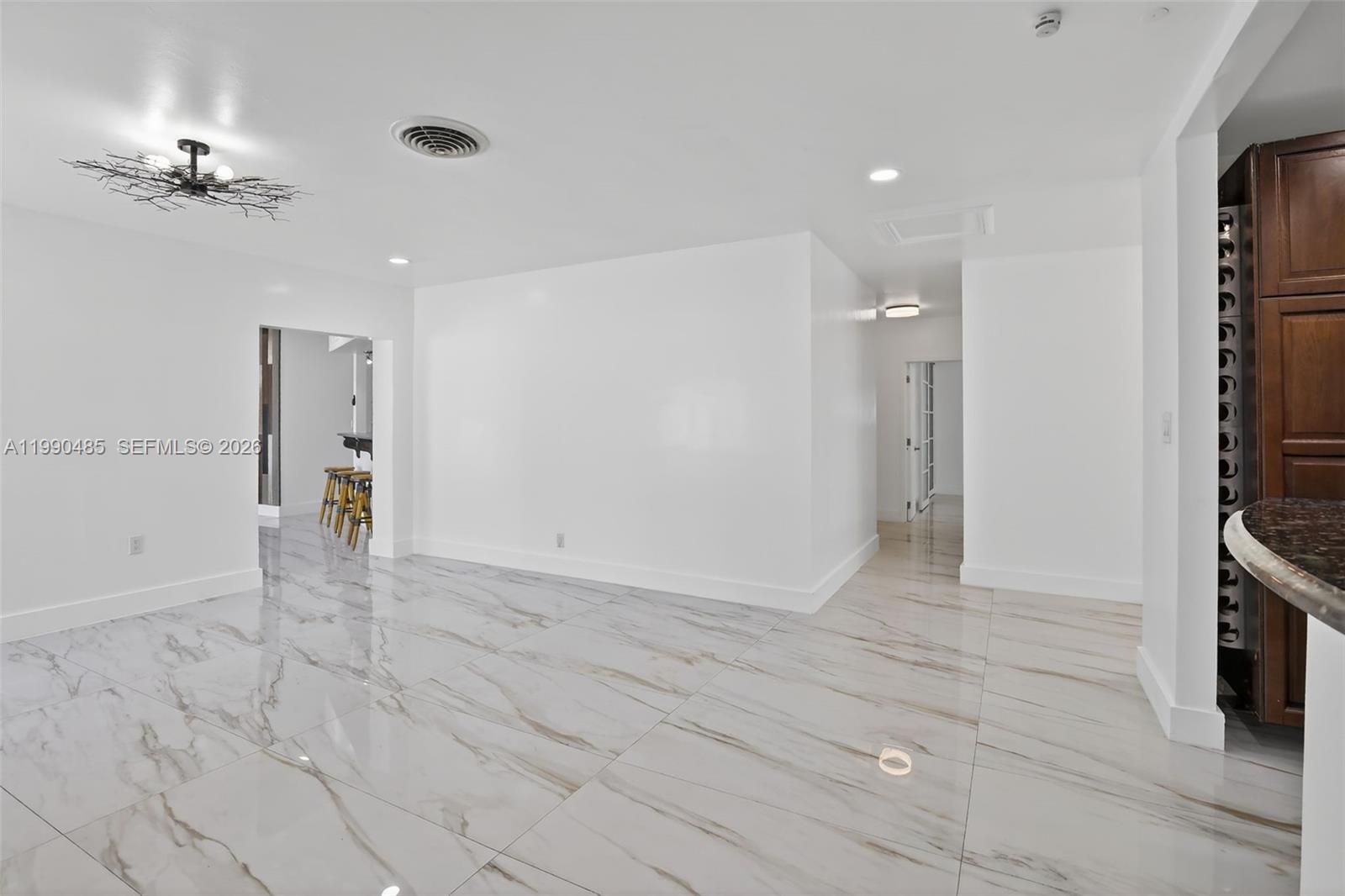 PLANTATION GARDENS 3RD SE - Residential