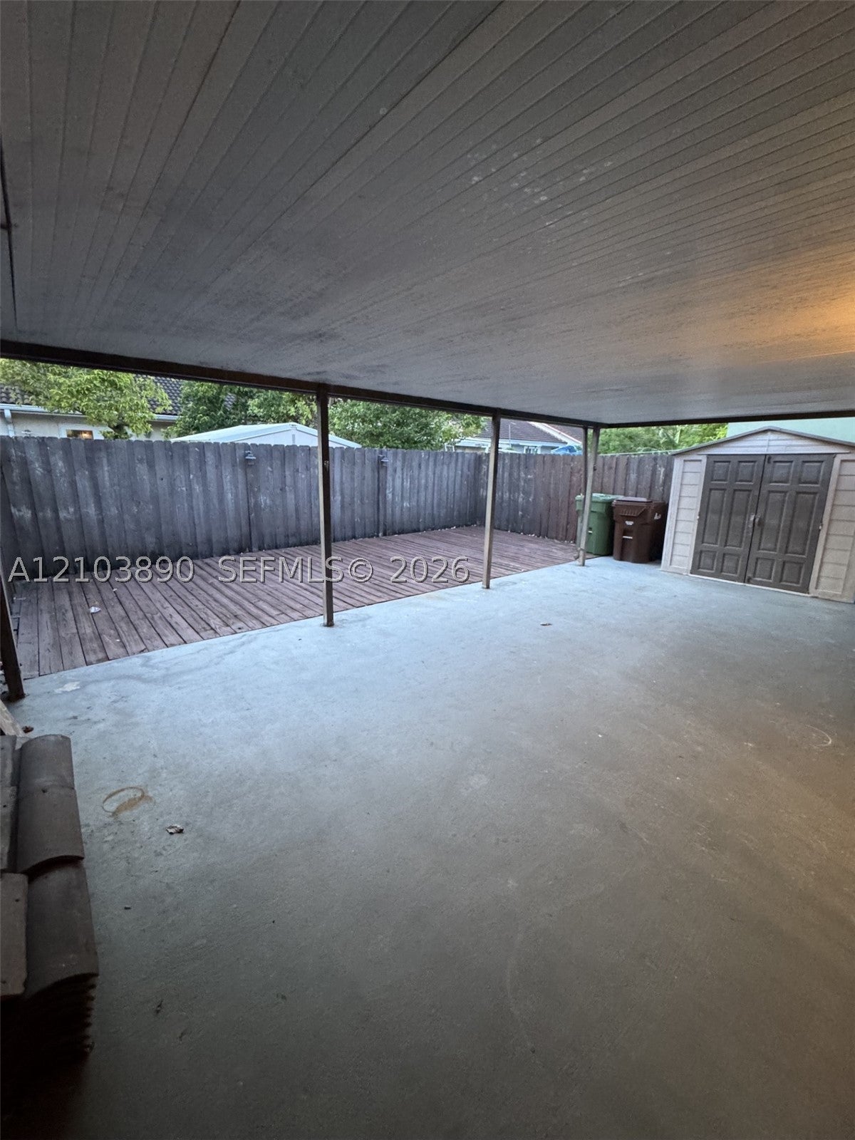 5640 W 20th Ct