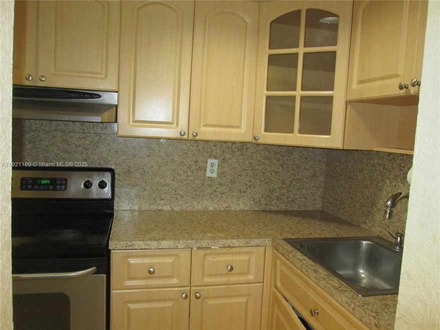 Cozy one-bedroom, one-bathroom apartment conveniently located on the first floor, perfect as your first home or for investment. No rental restrictions. No HOPA.