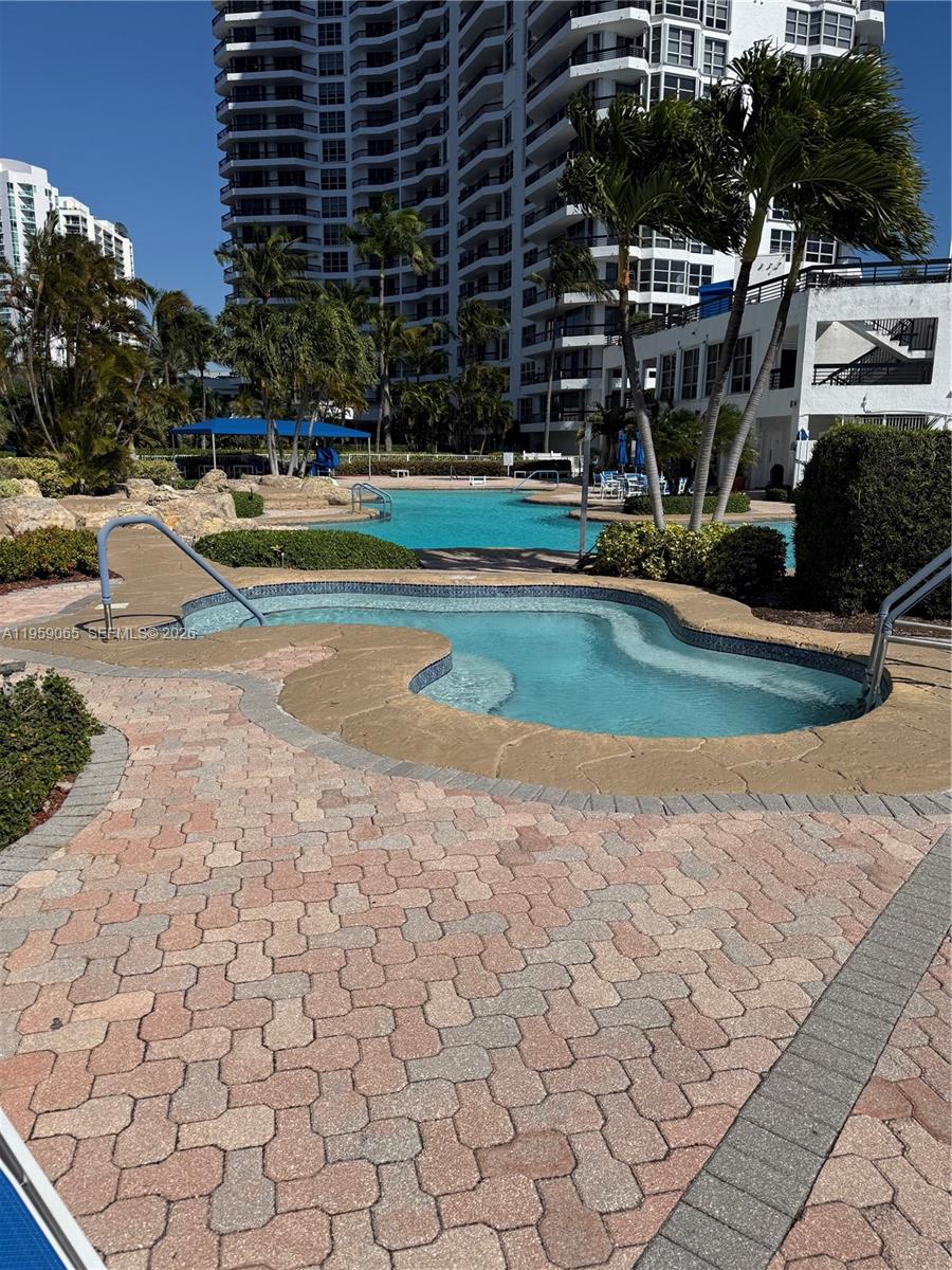 MYSTIC POINTE CONDO NO TH - Residential