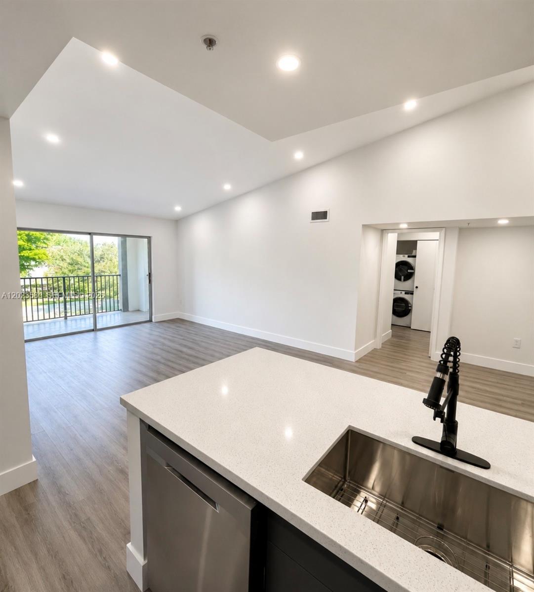 ENCLAVE AT DORAL CONDO NO - Residential Lease