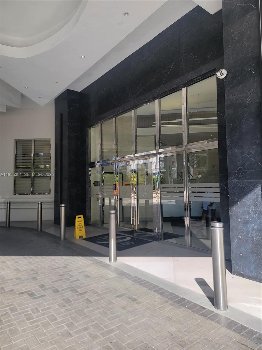 NINE AT MARY BRICKELL VIL - Residential