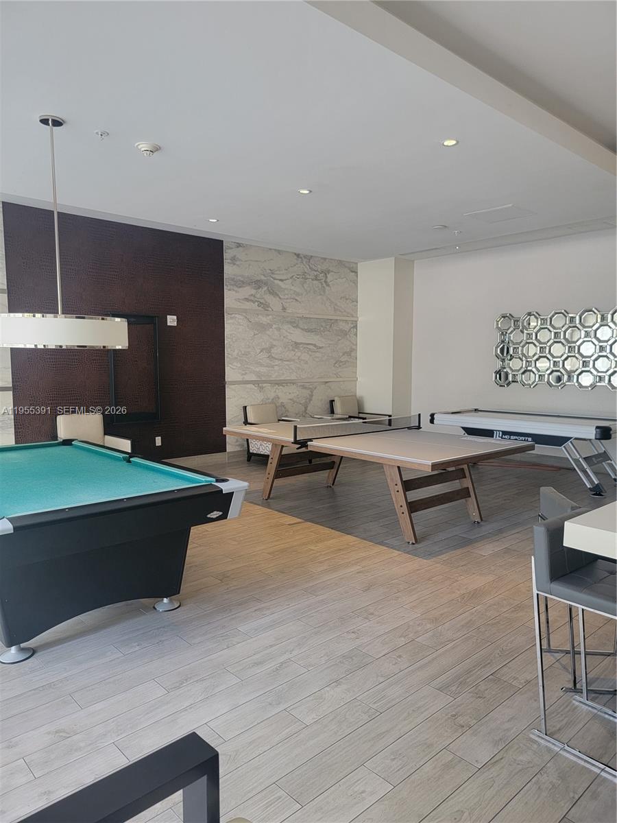 NINE AT MARY BRICKELL VIL - Residential