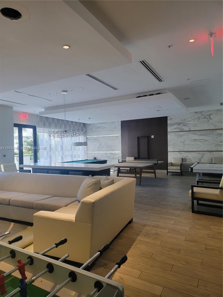 NINE AT MARY BRICKELL VIL - Residential