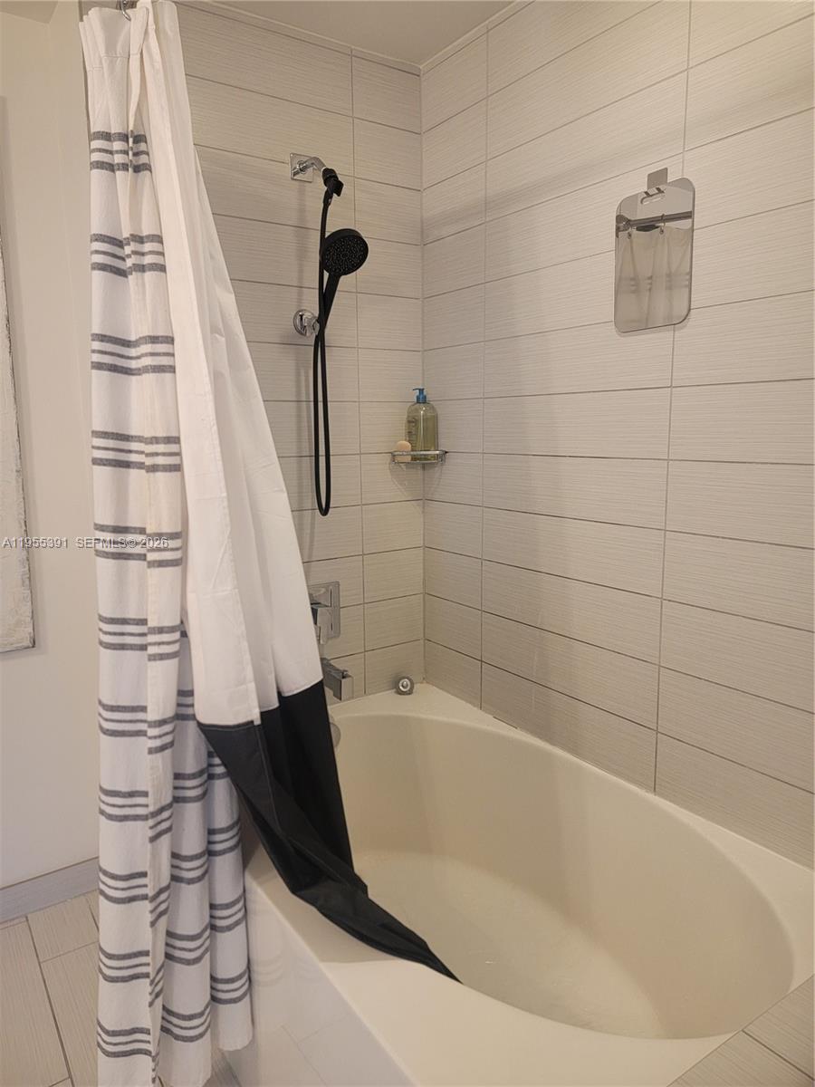 NINE AT MARY BRICKELL VIL - Residential