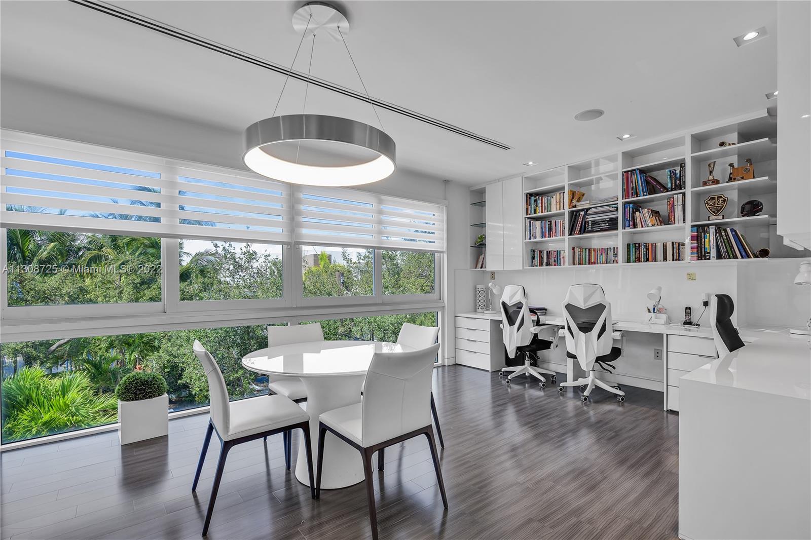 TROPICAL ISLE HOMES SUB - Residential Lease