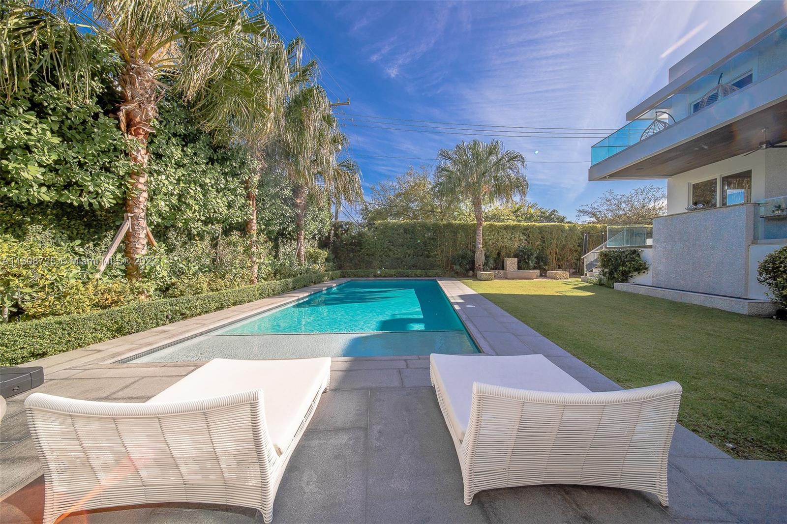 TROPICAL ISLE HOMES SUB - Residential Lease