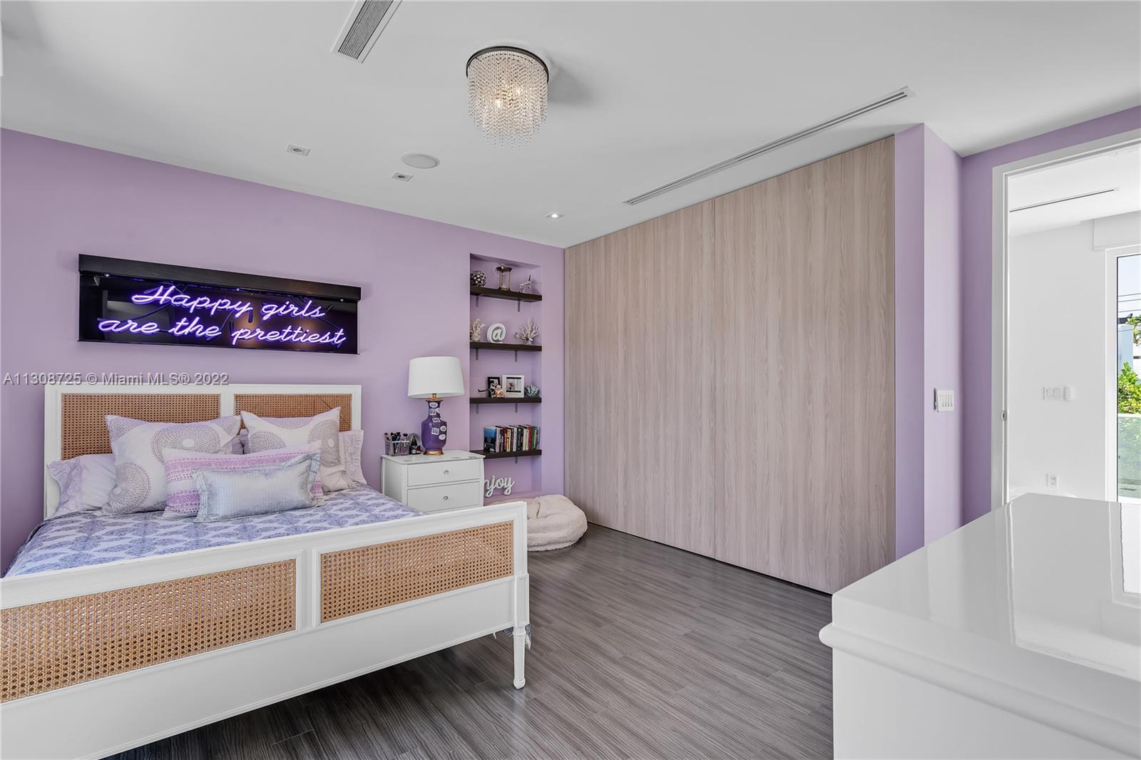 TROPICAL ISLE HOMES SUB - Residential Lease