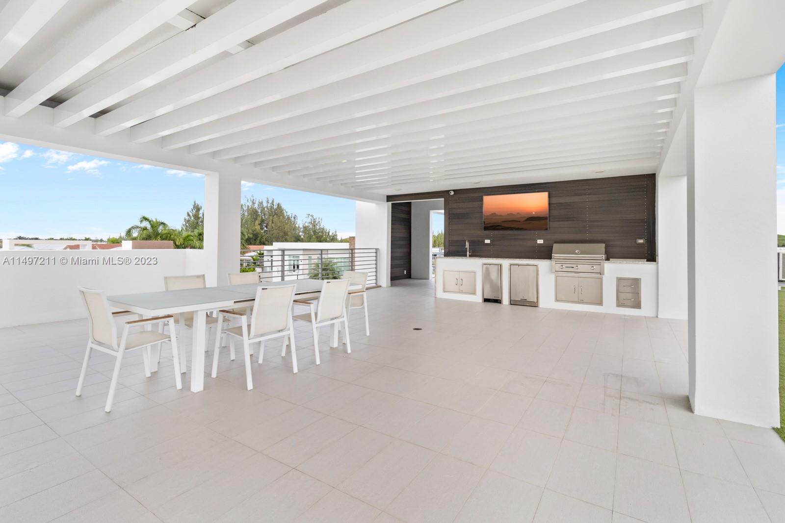 GRAND FLORIDIAN ESTATES - Residential