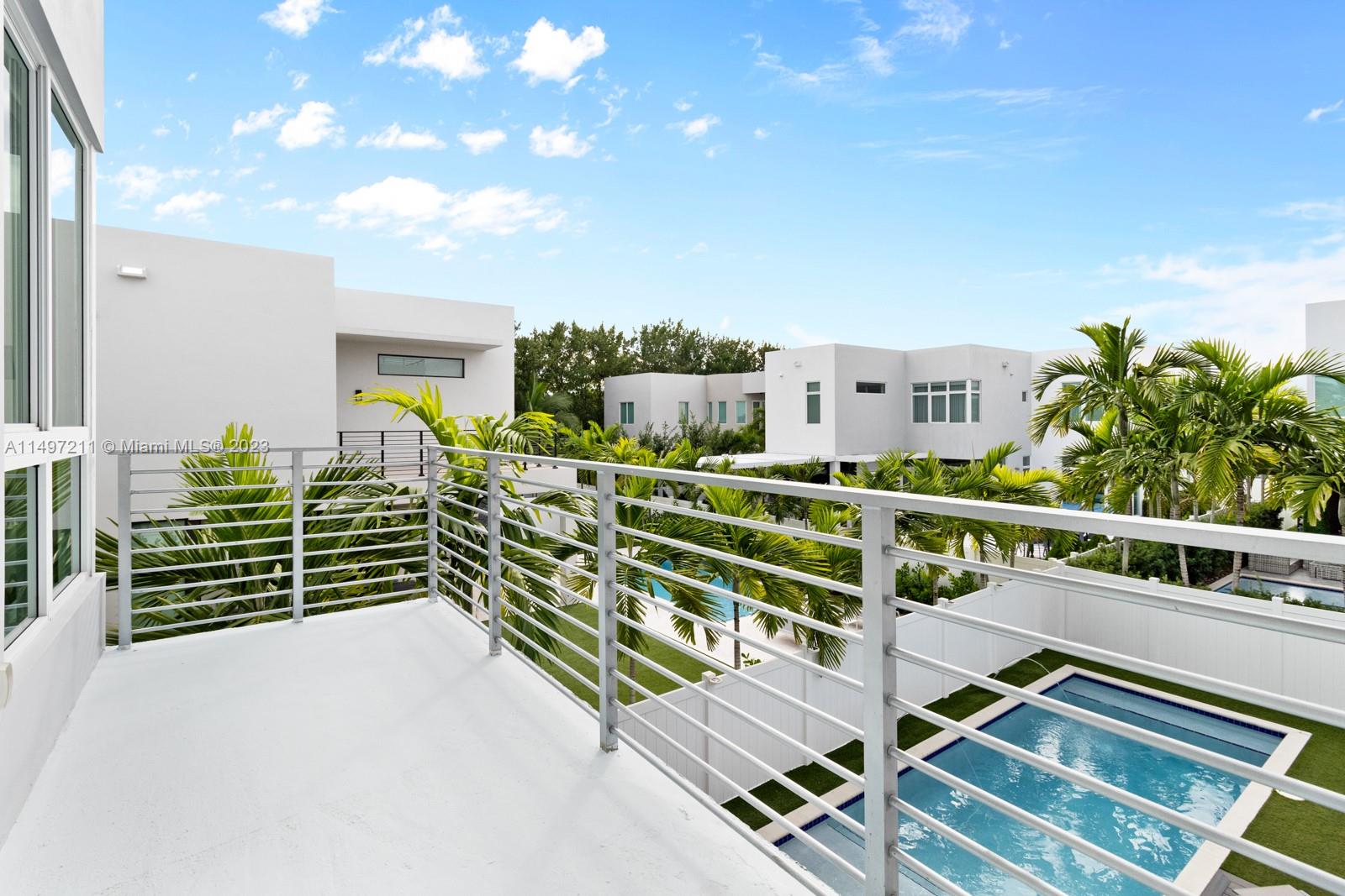 GRAND FLORIDIAN ESTATES - Residential