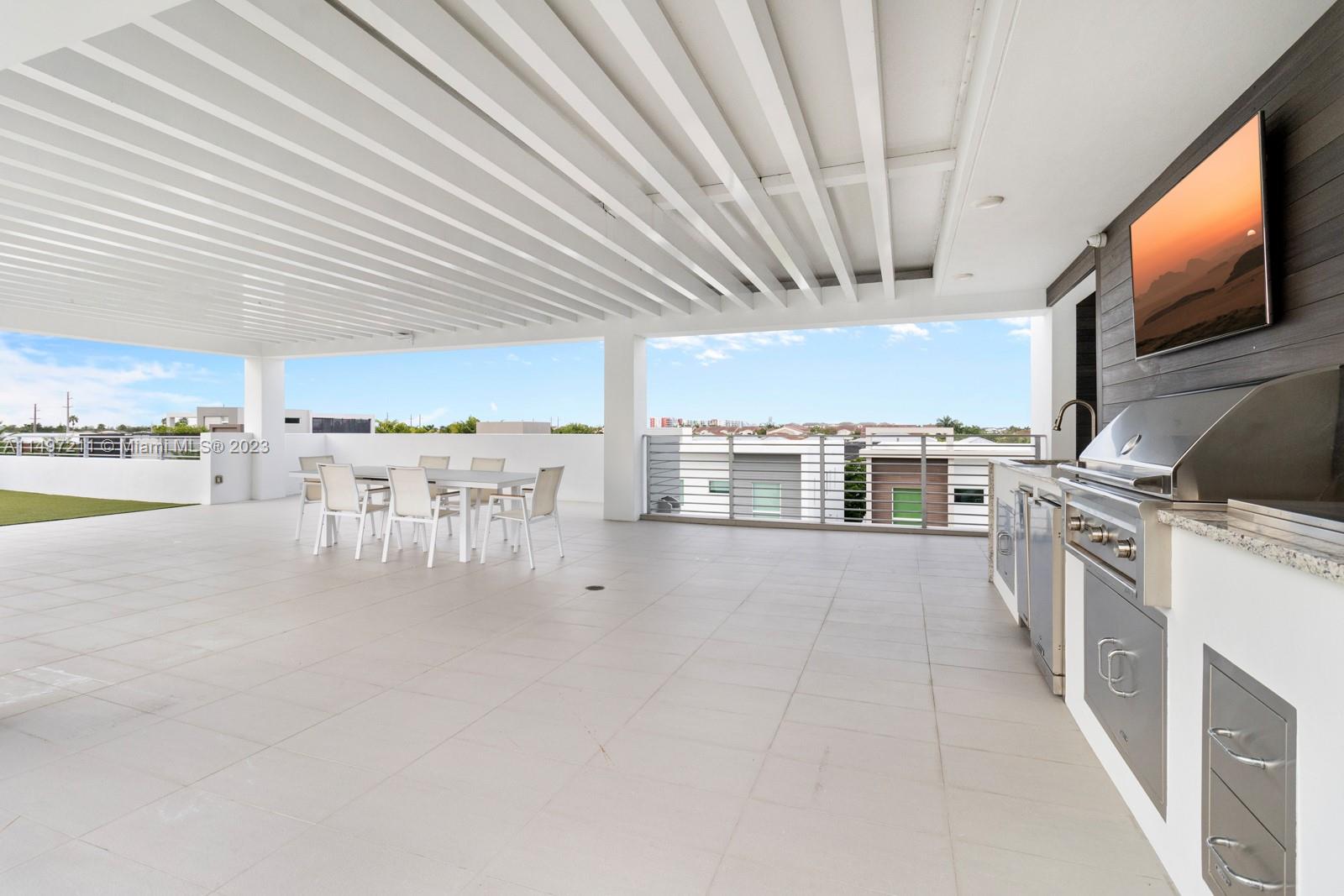 GRAND FLORIDIAN ESTATES - Residential