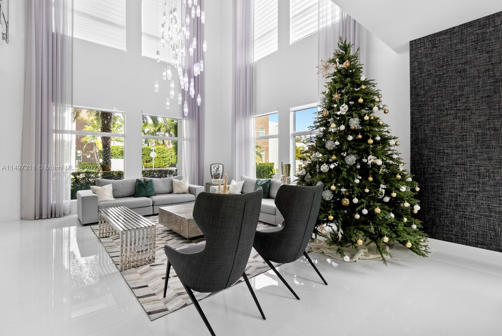 GRAND FLORIDIAN ESTATES - Residential