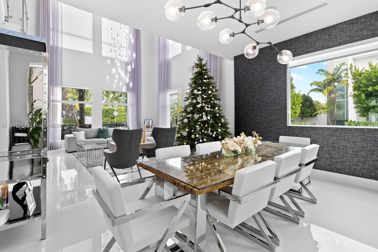 GRAND FLORIDIAN ESTATES - Residential