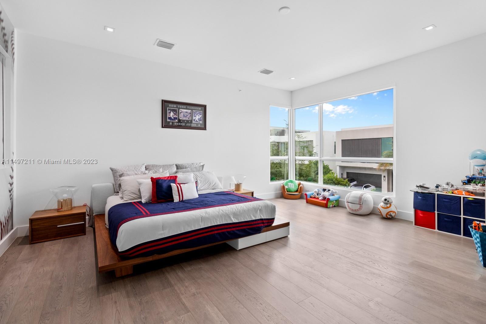 GRAND FLORIDIAN ESTATES - Residential