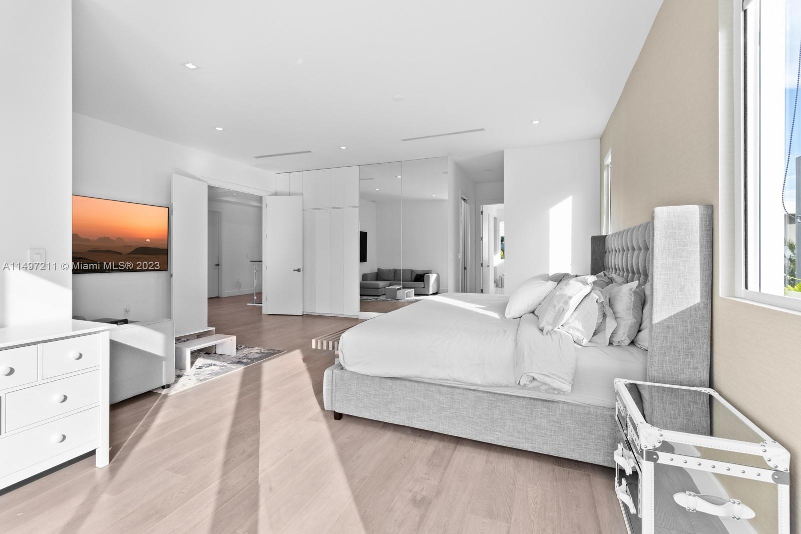 GRAND FLORIDIAN ESTATES - Residential