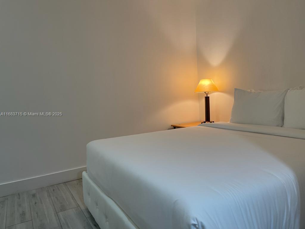 RONEY PALACE CONDO - Residential Lease