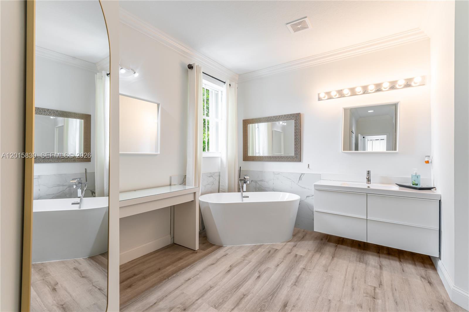 GRAND LAKES PHASE III - Residential