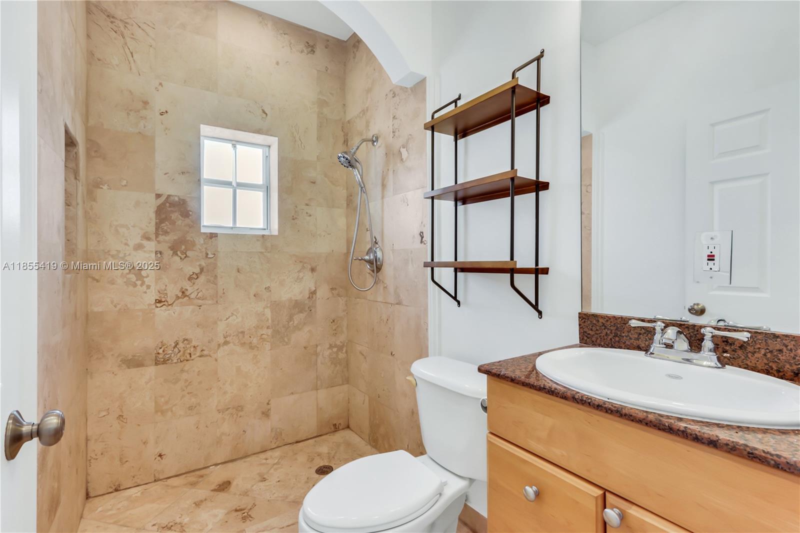 CONCOURSE CONDO - Residential