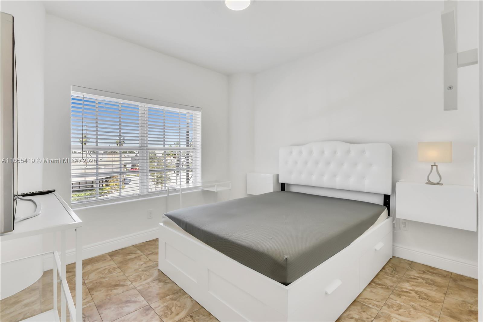 CONCOURSE CONDO - Residential