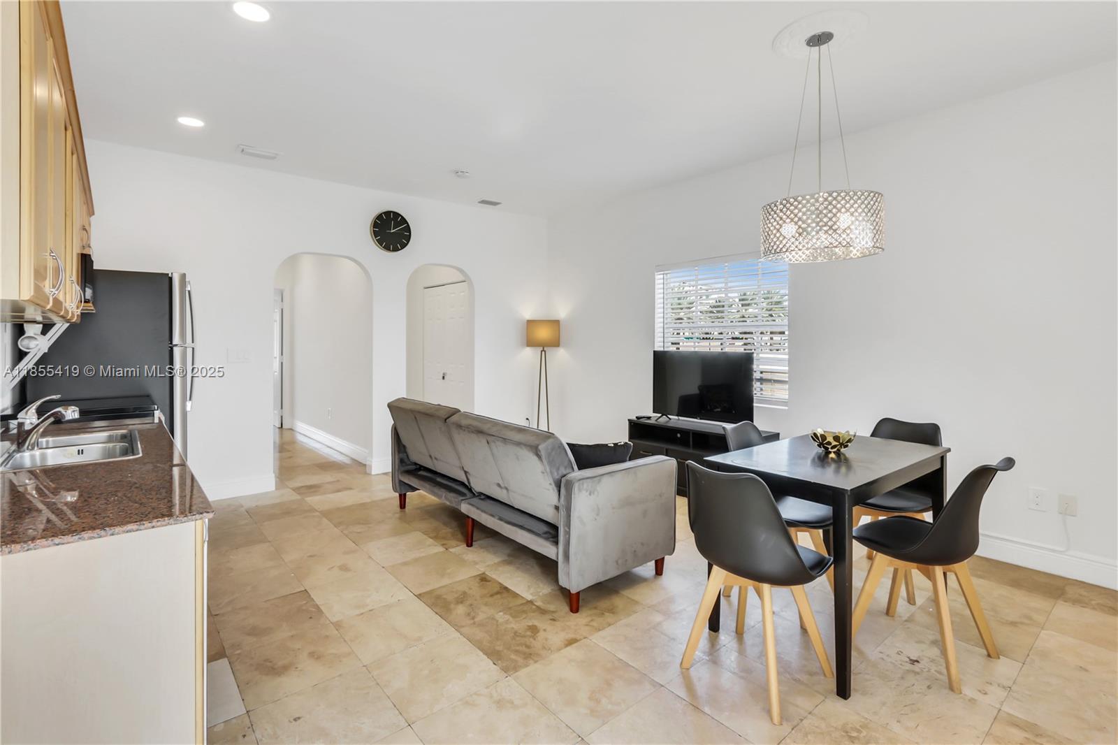 CONCOURSE CONDO - Residential