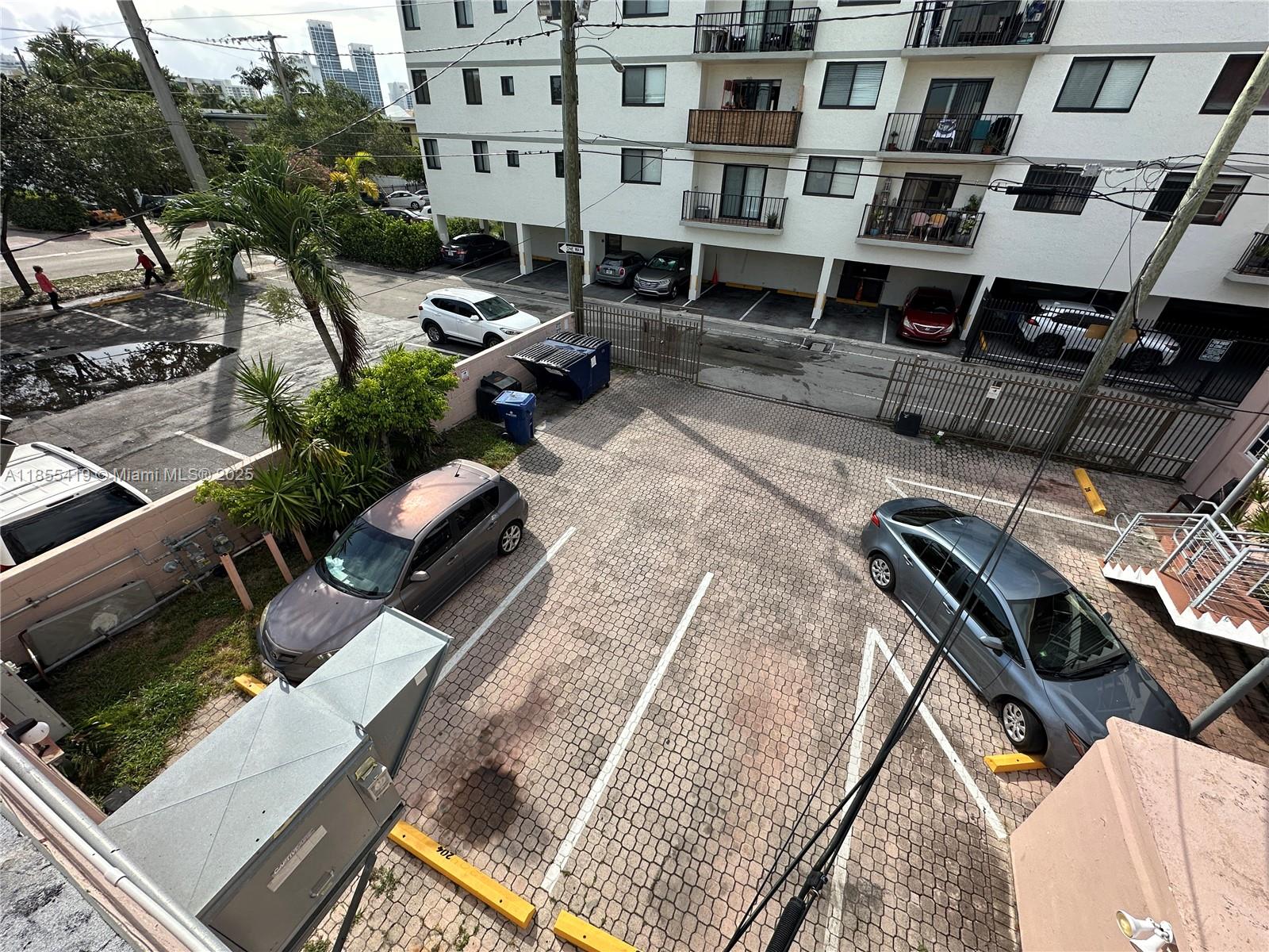 CONCOURSE CONDO - Residential