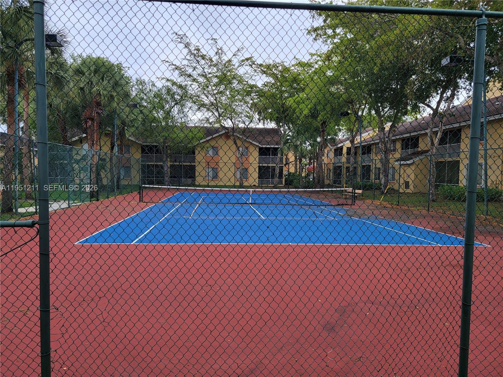 NAPOLI GARDENS AT CORAL S - Residential