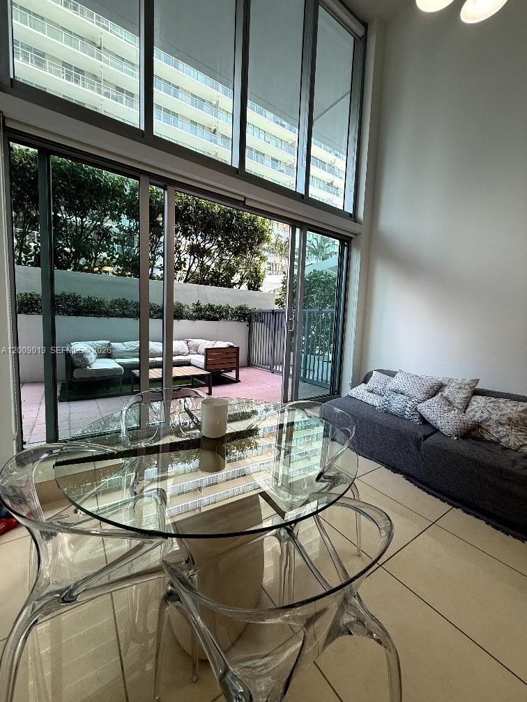 1111 SW 1ST AVE TH-14