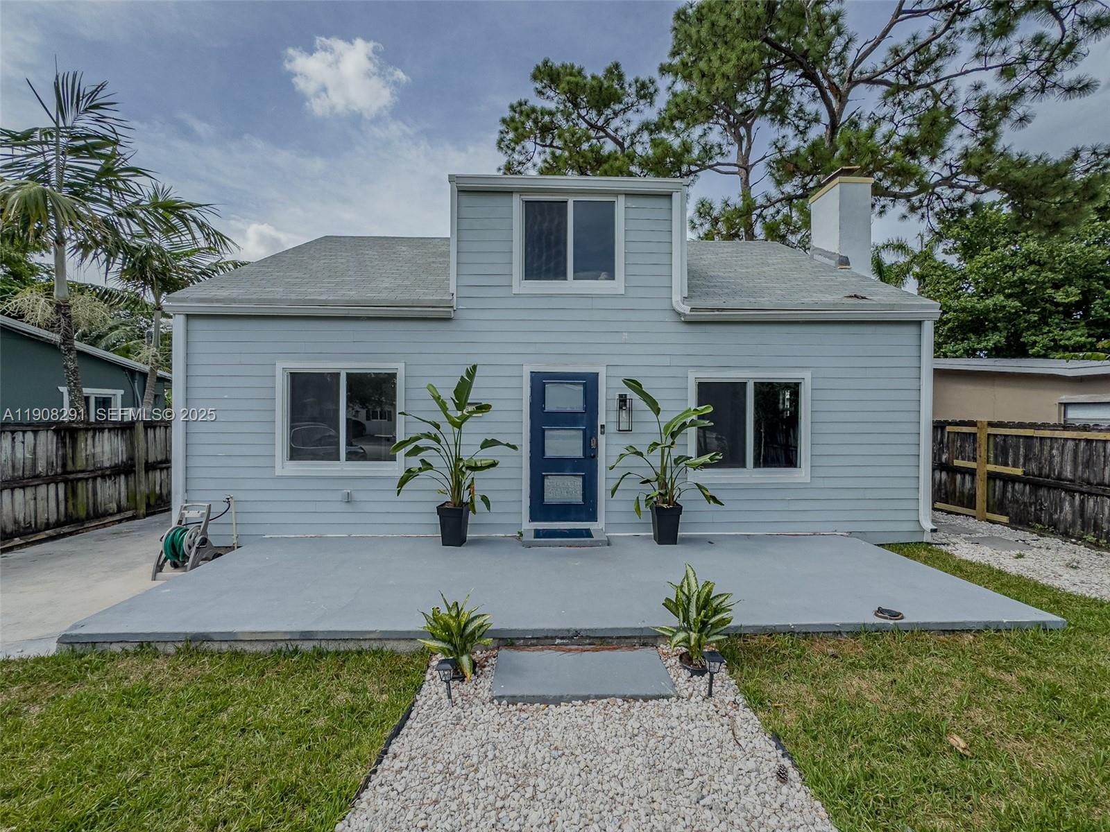 RIVERSIDE PARK - Residential