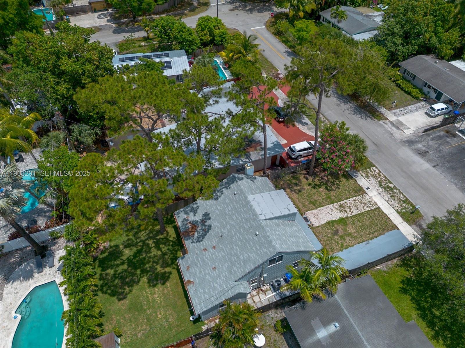 RIVERSIDE PARK - Residential