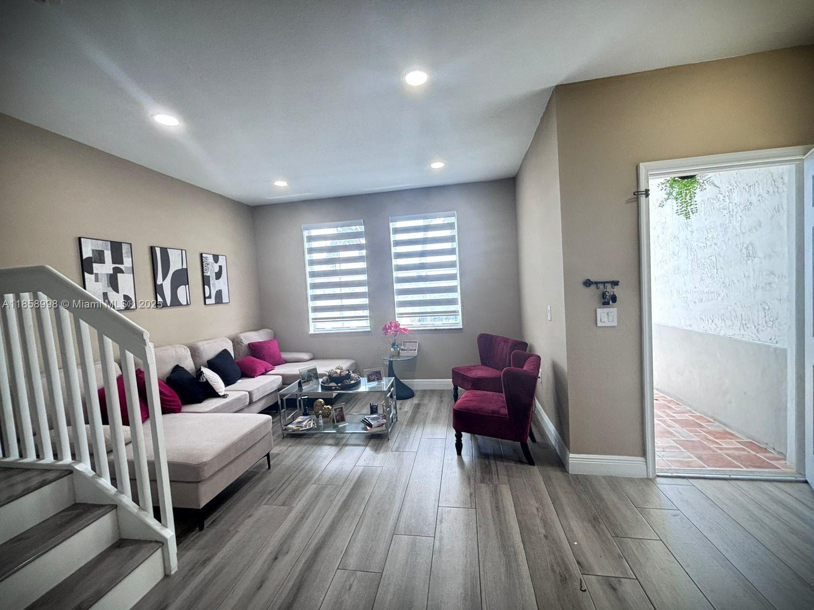 VILLAS AT NAUTICA TWO CON - Residential Lease