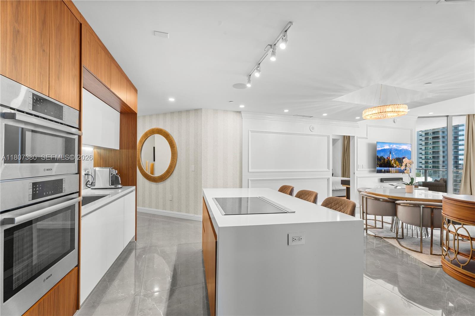 PARAMOUNT MIAMI WORLDCENT - Residential