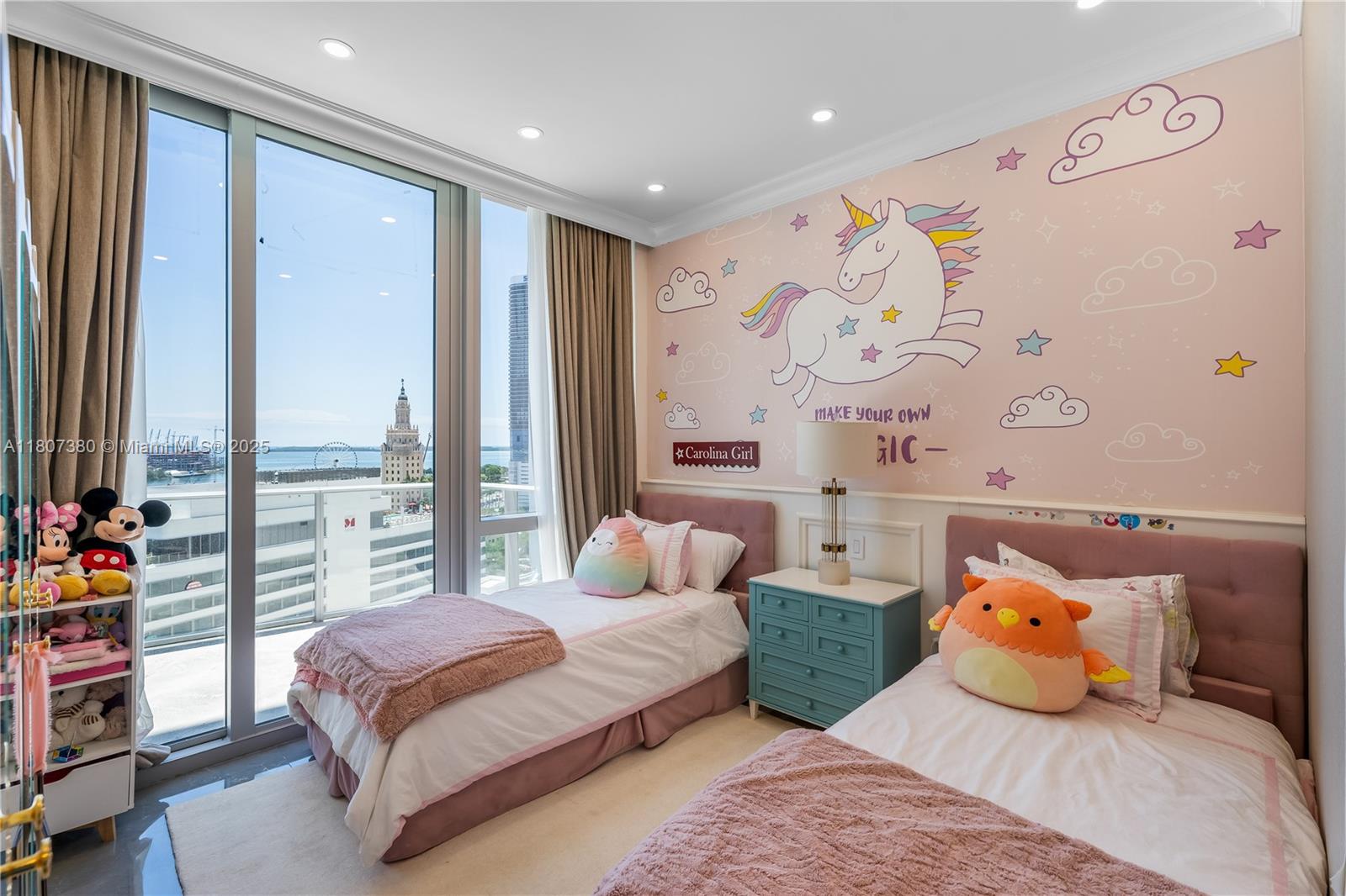 PARAMOUNT MIAMI WORLDCENT - Residential