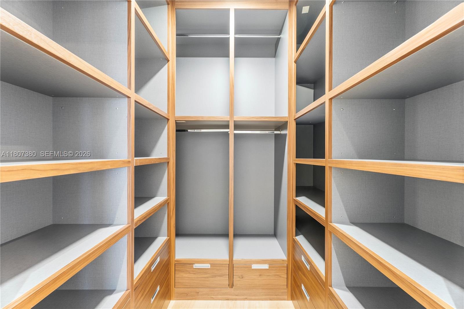 PARAMOUNT MIAMI WORLDCENT - Residential