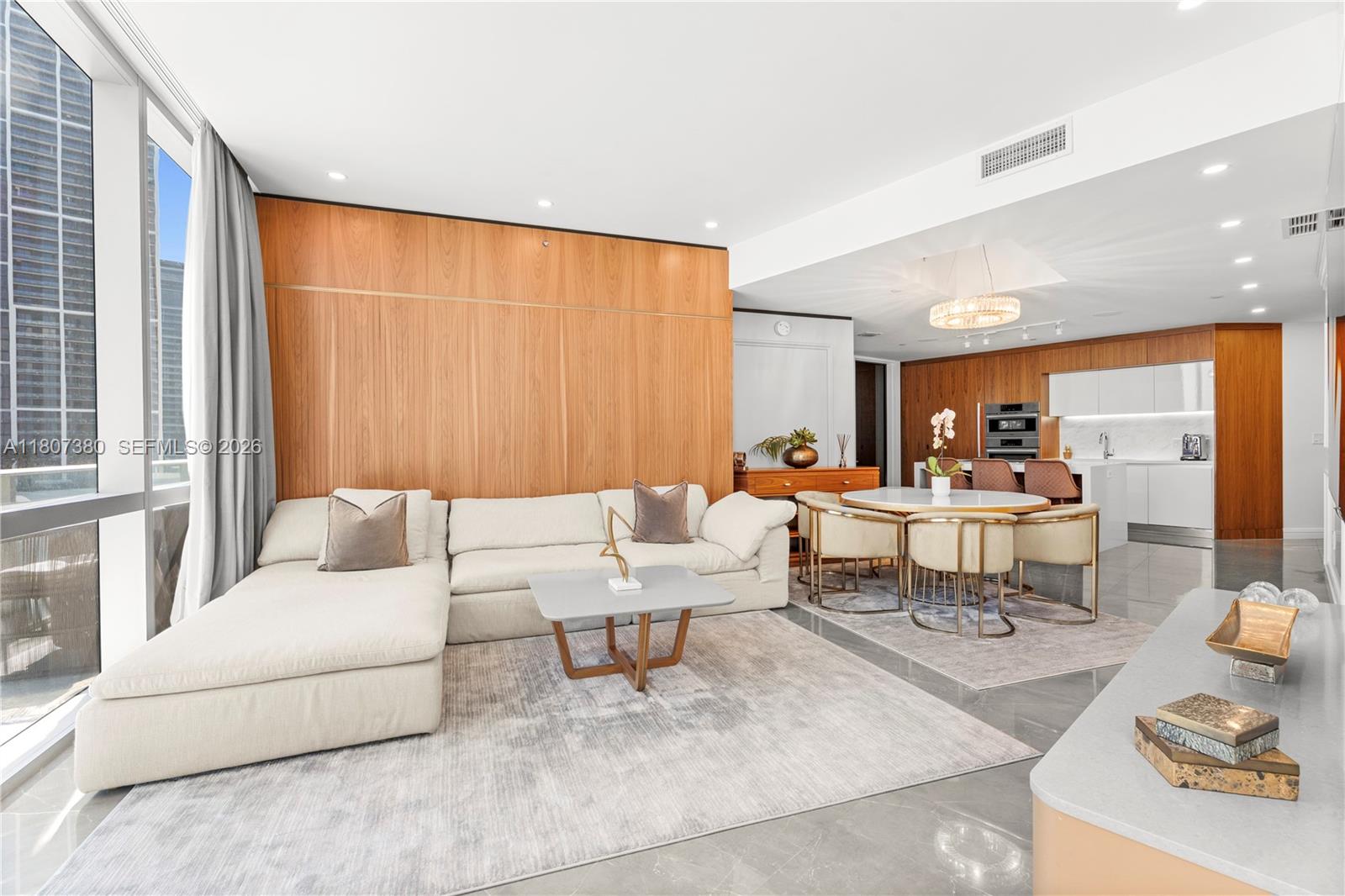 PARAMOUNT MIAMI WORLDCENT - Residential