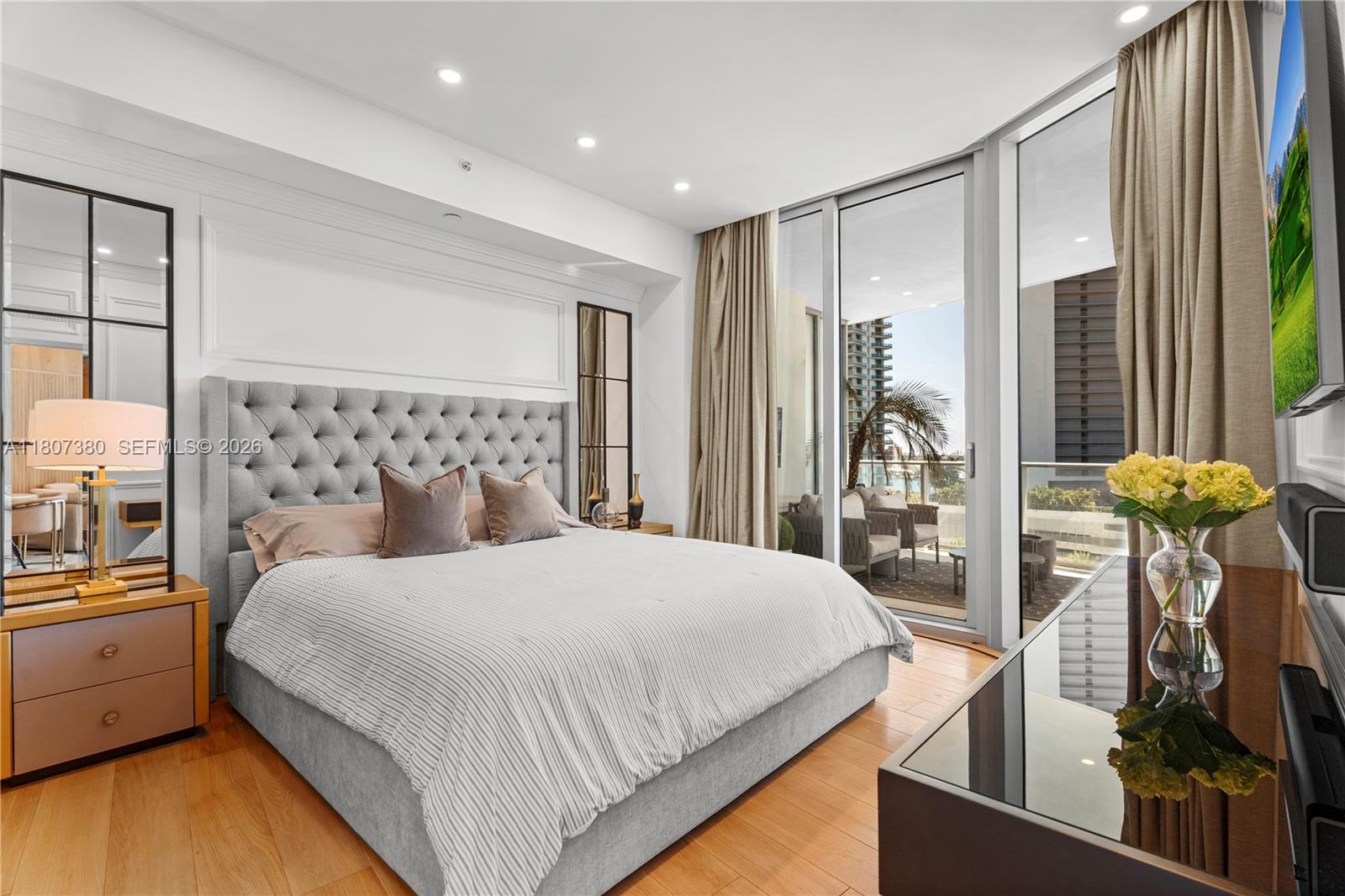 PARAMOUNT MIAMI WORLDCENT - Residential