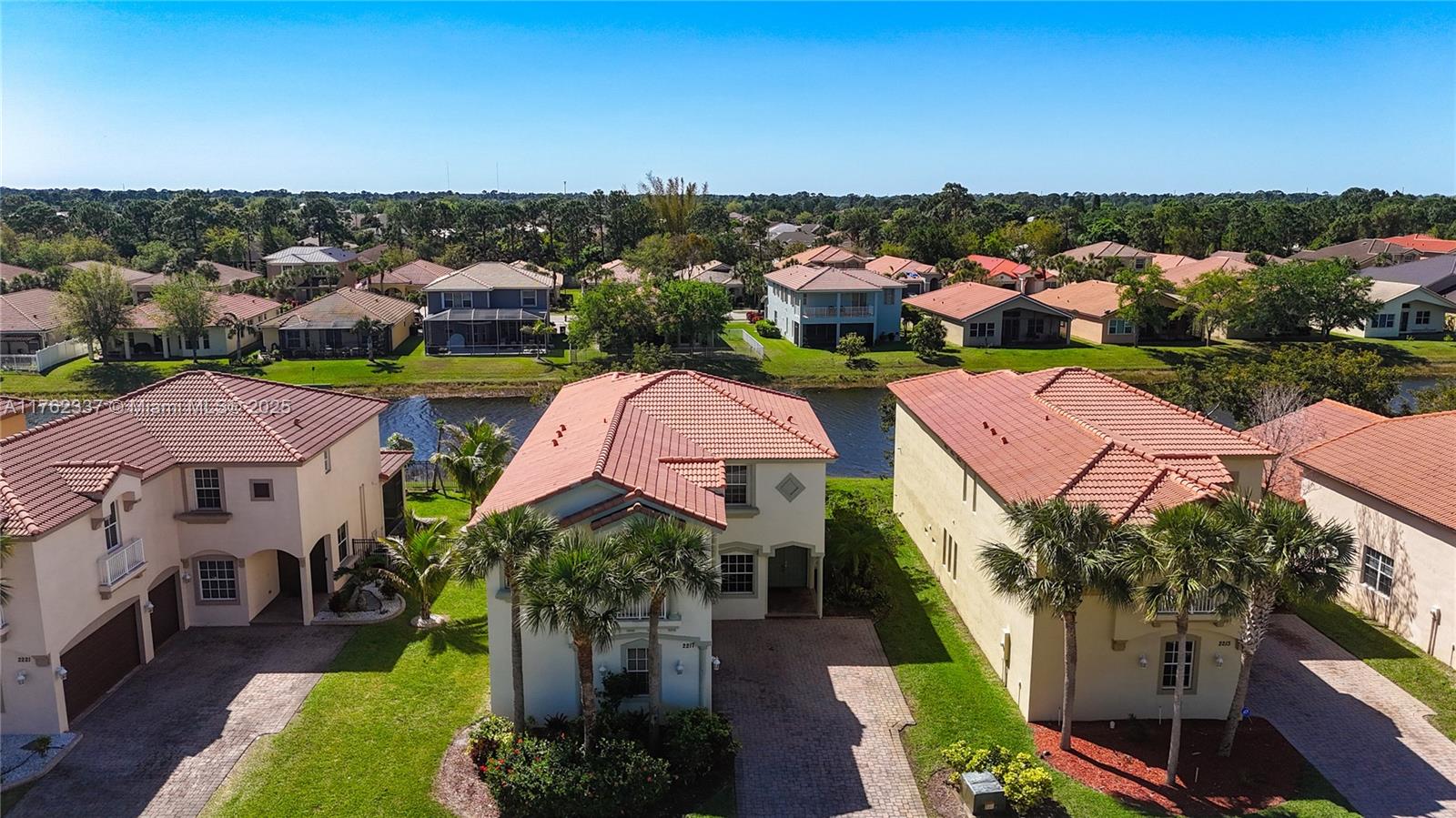 FOURTH  REPLAT OF PORTOFI - Residential