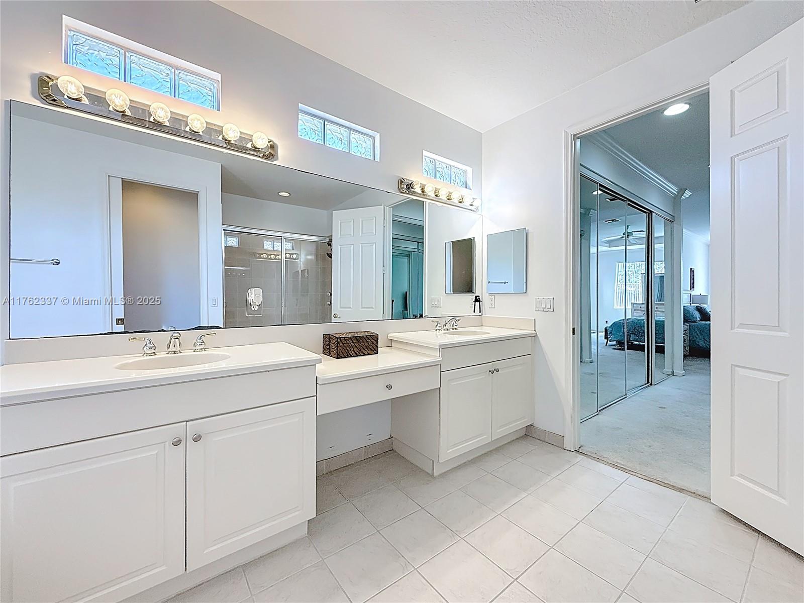 FOURTH  REPLAT OF PORTOFI - Residential