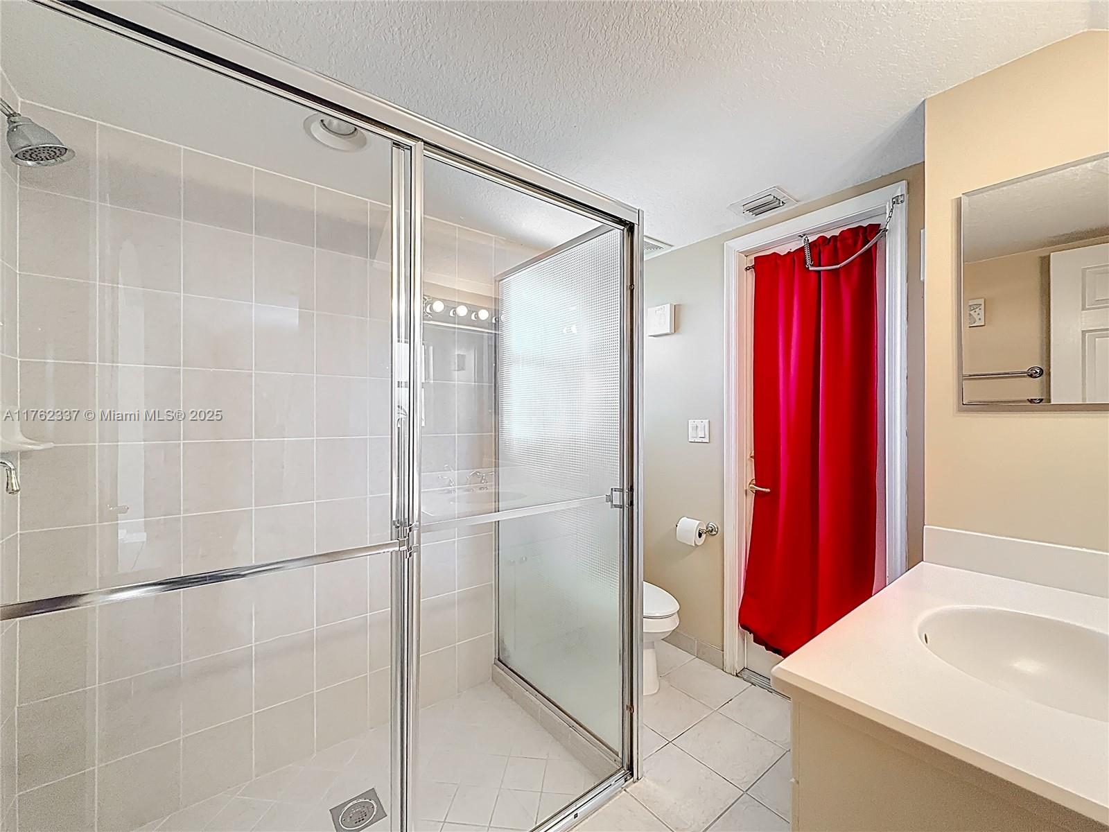 FOURTH  REPLAT OF PORTOFI - Residential