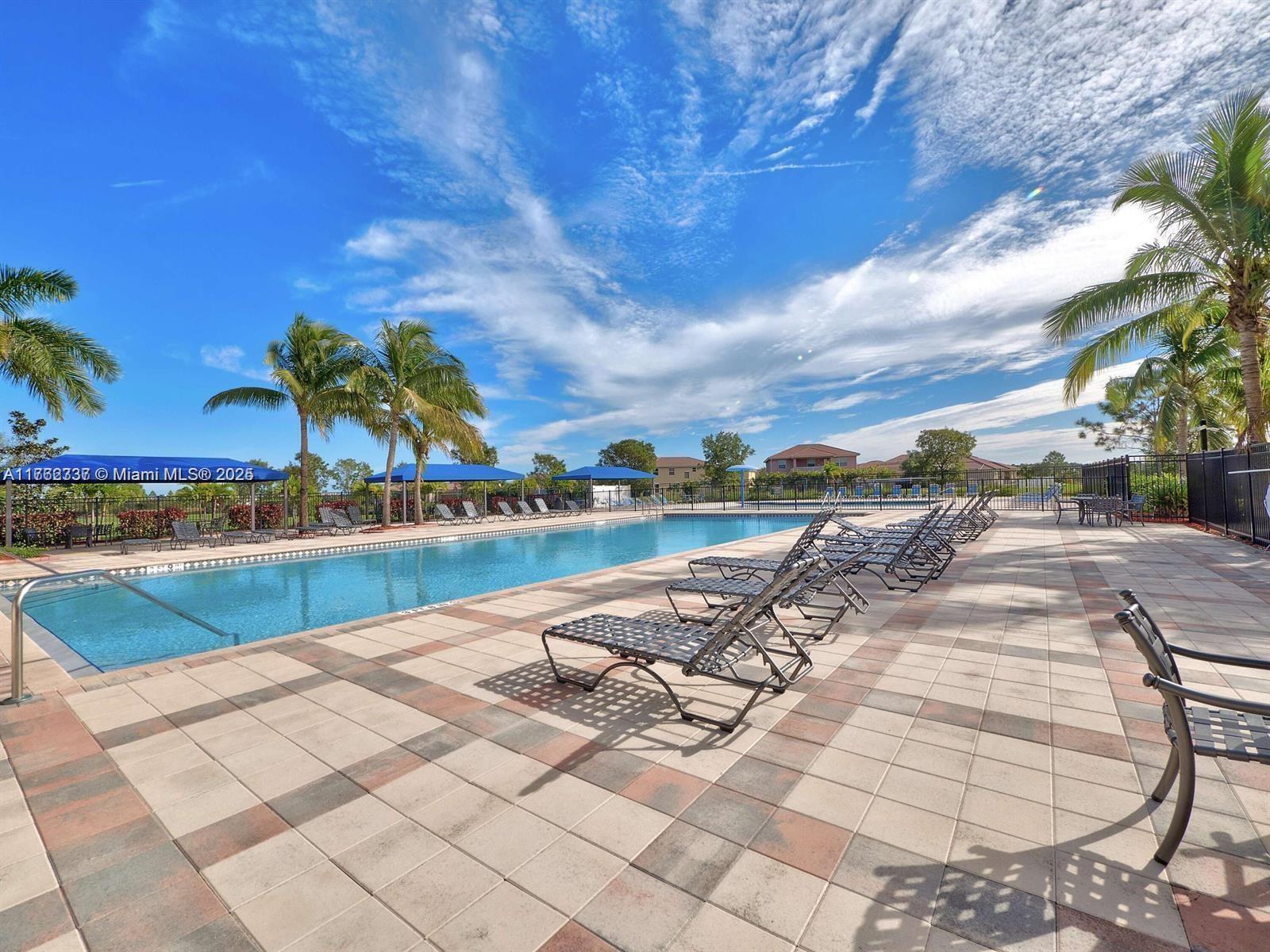 FOURTH  REPLAT OF PORTOFI - Residential